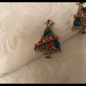 Vintage Christmas Tree clip on earrings